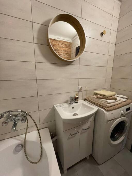 Sunny Apartment In Silesia Czeladź Εξωτερικό φωτογραφία